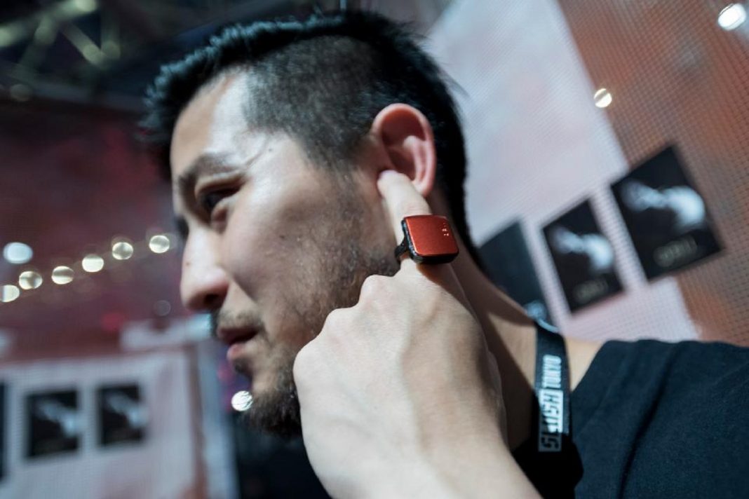 Startupik-97 (7) Smart Ring