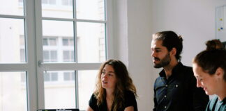 Startup Life: The Ultimate Guide to Habits, Challenges, and Success in the Startup World startup life