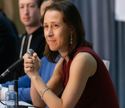 The Entrepreneurial Journey of Anne Wojcicki: Building 23andMe and Consumer Genomics Anne Wojcicki